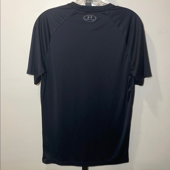 Under Armour Men's Black T-Shirt - Picture 3 of 3